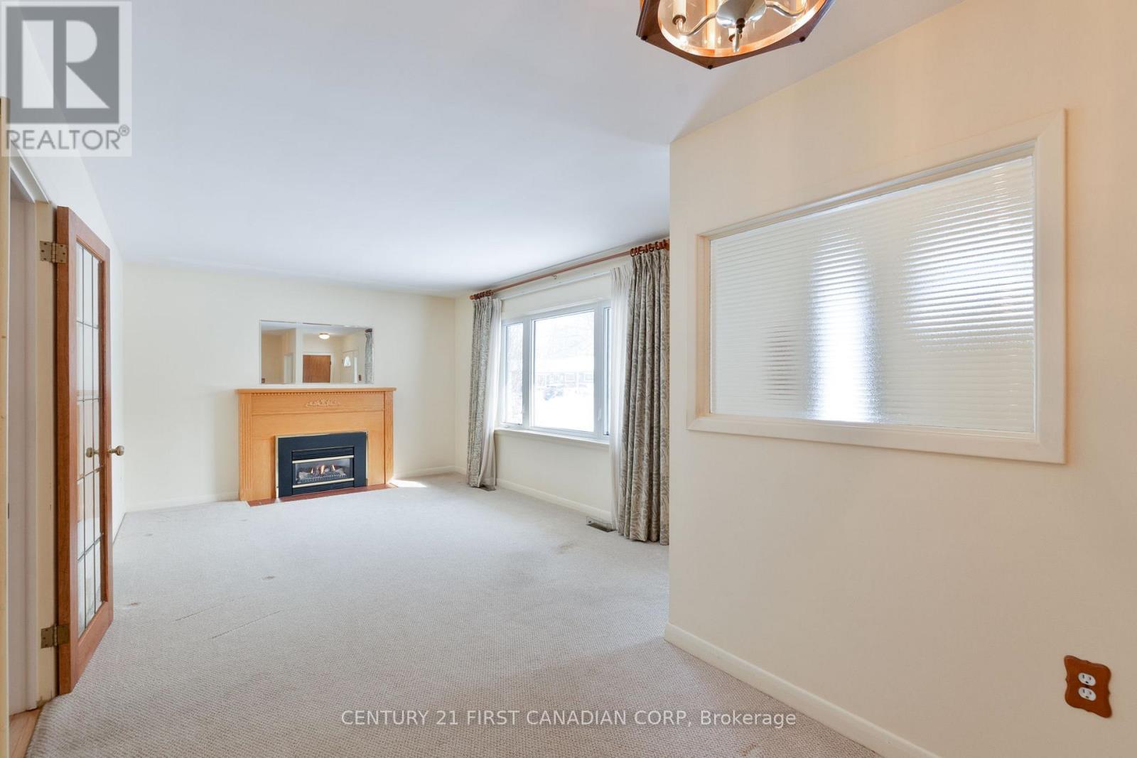 54 Algonquin Crescent, London East, Ontario  N5W 1N4 - Photo 14 - X12747380