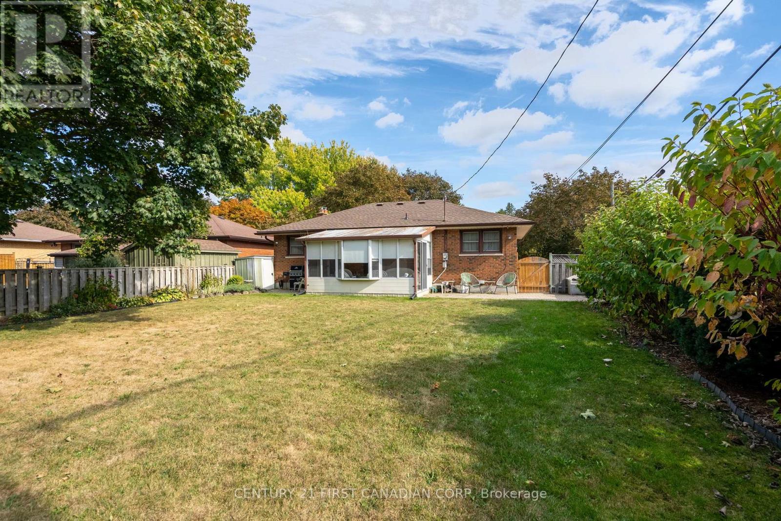 54 Algonquin Crescent, London East, Ontario  N5W 1N4 - Photo 42 - X12747380