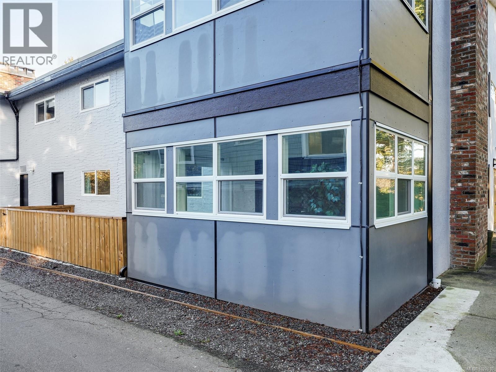 101 3244 Seaton St, Saanich, British Columbia  V8Z 3V7 - Photo 22 - 1022610