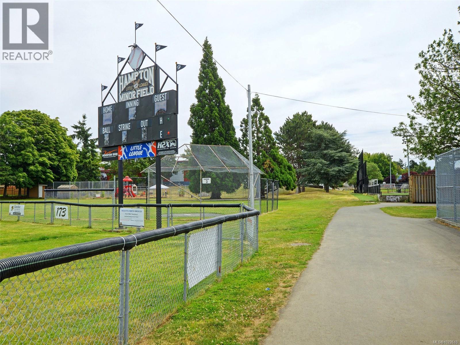 101 3244 Seaton St, Saanich, British Columbia  V8Z 3V7 - Photo 36 - 1022610