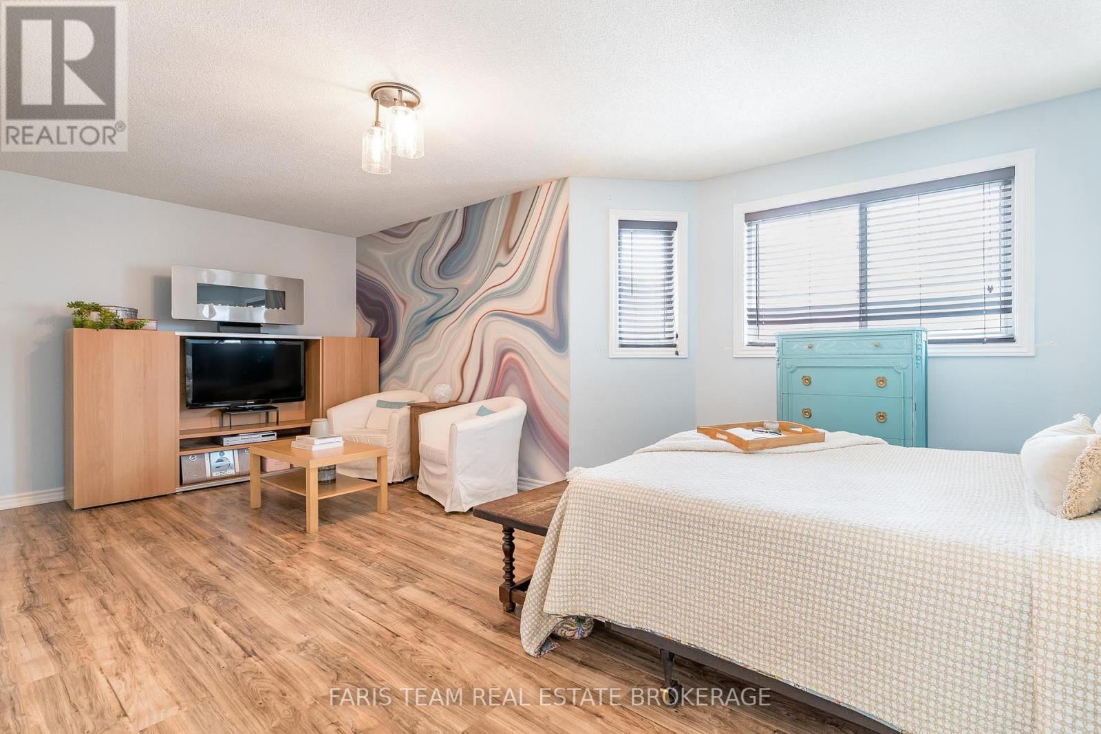 43 Dunnett Drive, Barrie (Ardagh), Ontario  L4N 0J7 - Photo 18 - S12747996