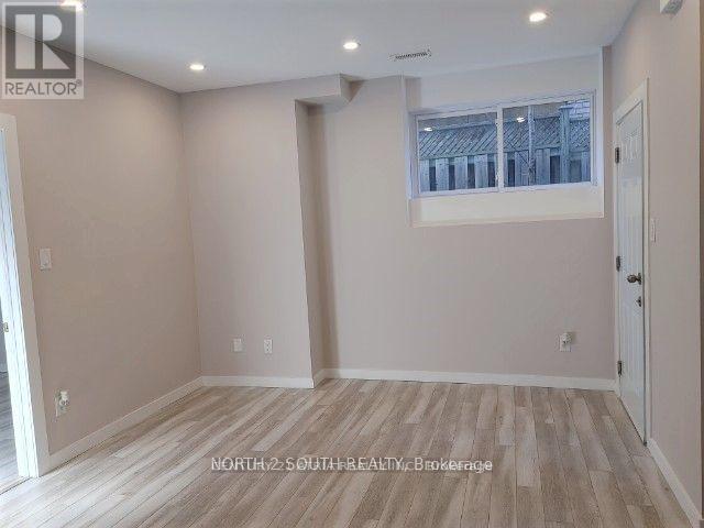 Bsmt - 29 Gore Drive, Barrie, Ontario  L4N 8L3 - Photo 2 - S12748042