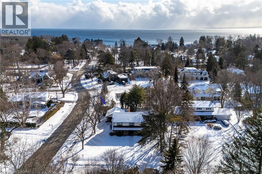 134 ABBEY Court, Oakville, Ontario