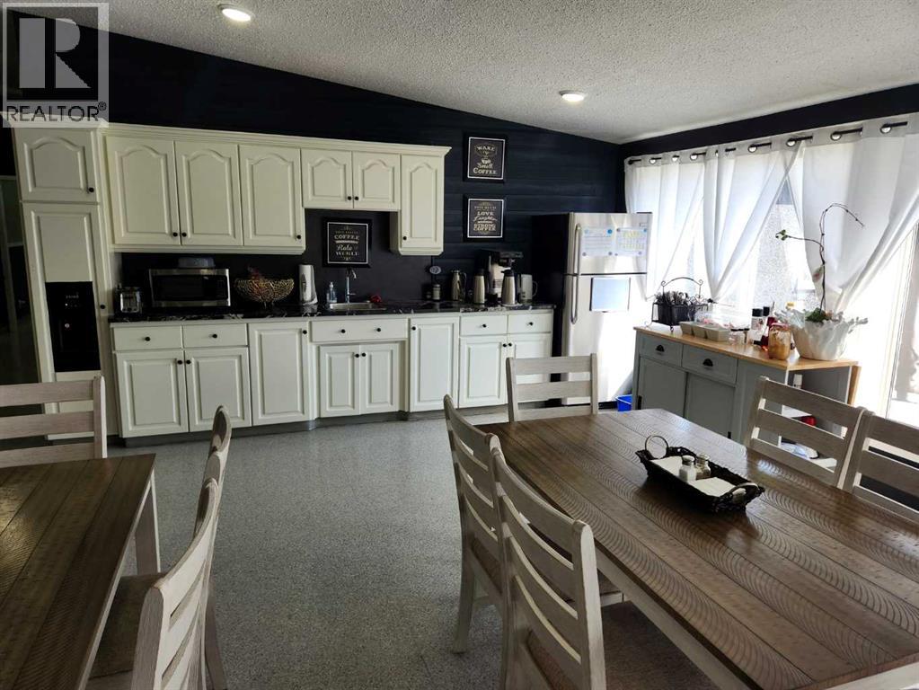 5430 51a Street, Bashaw, Alberta  T0B 0H0 - Photo 18 - A2247537