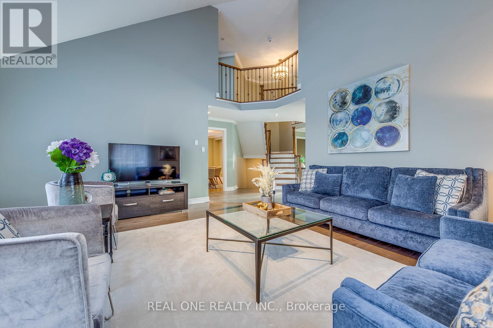 343 Northwood Drive, Oakville, Ontario  L6M 1M8 - Photo 9 - W12747780