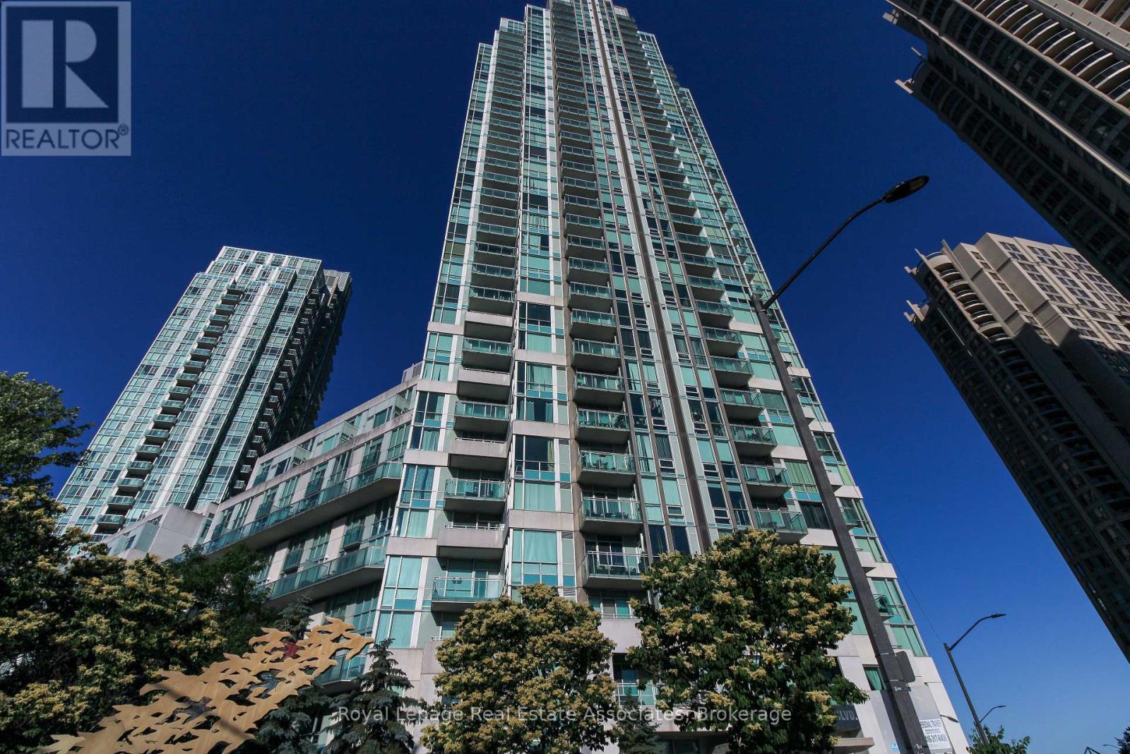 2208 - 3939 DUKE OF YORK BOULEVARD, Mississauga, Ontario