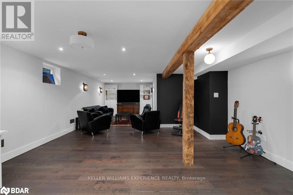 28 Larry Street, Caledon, Ontario  L7C 1K8 - Photo 16 - W12747840