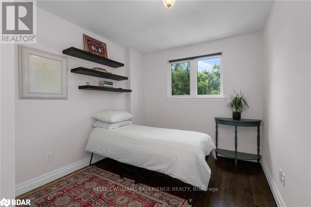 28 Larry Street, Caledon, Ontario  L7C 1K8 - Photo 8 - W12747840