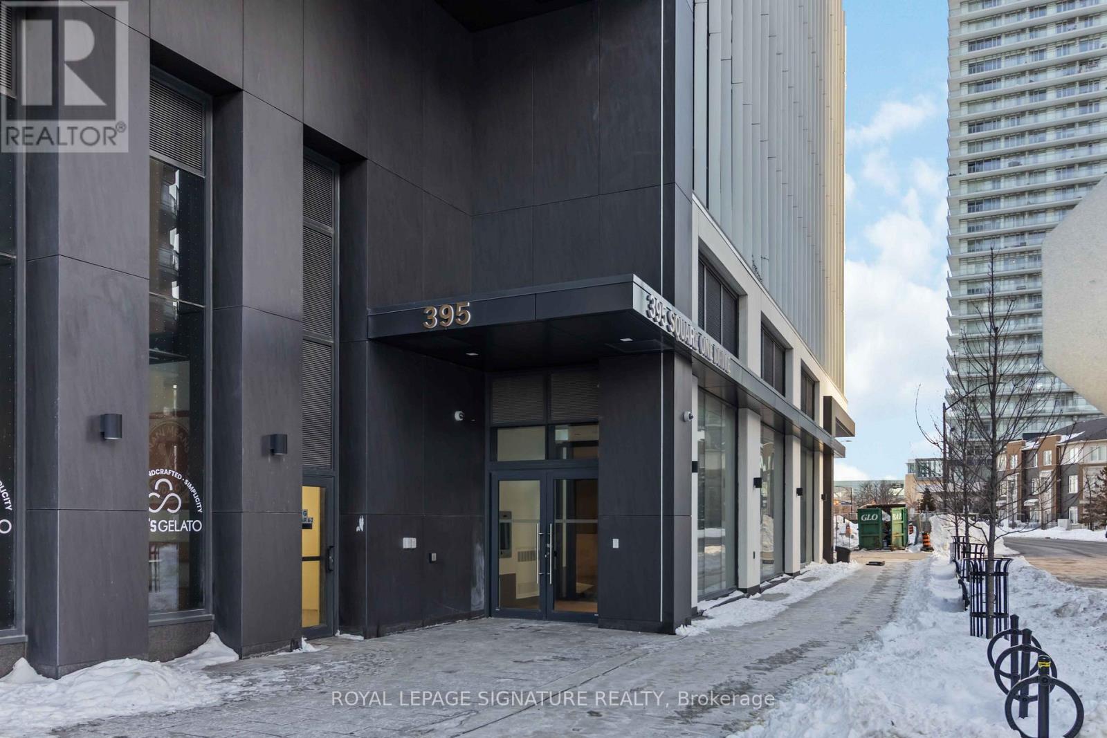 2004 - 395 Square One Drive, Mississauga, Ontario  L5B 0P6 - Photo 25 - W12747884