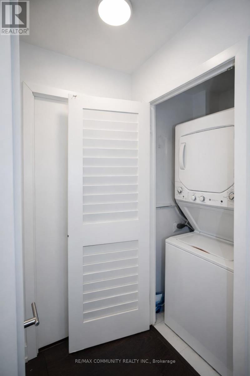 1206 - 225 Veterans Drive, Brampton, Ontario  L7A 5L7 - Photo 12 - W12747930