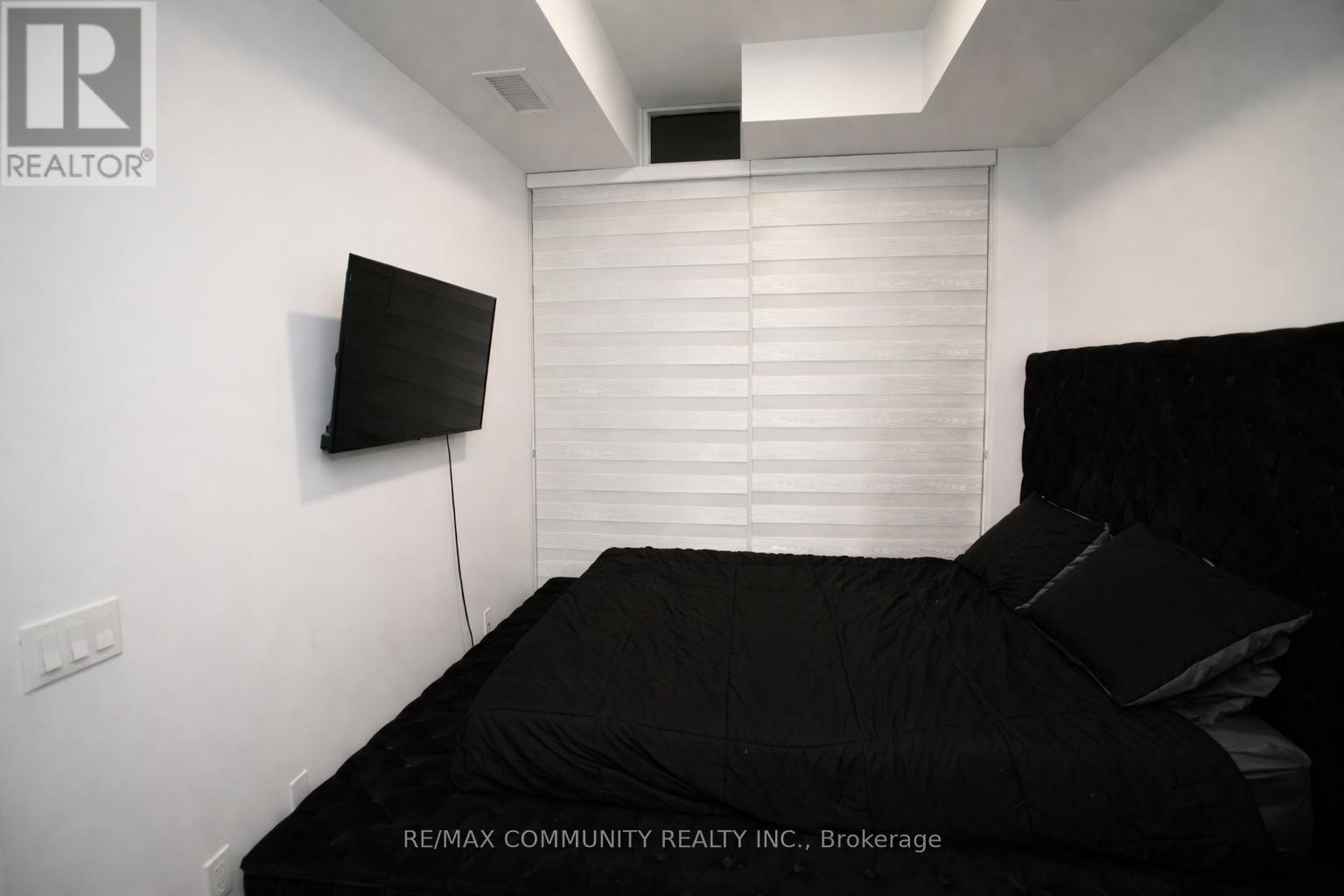 1206 - 225 Veterans Drive, Brampton, Ontario  L7A 5L7 - Photo 21 - W12747930