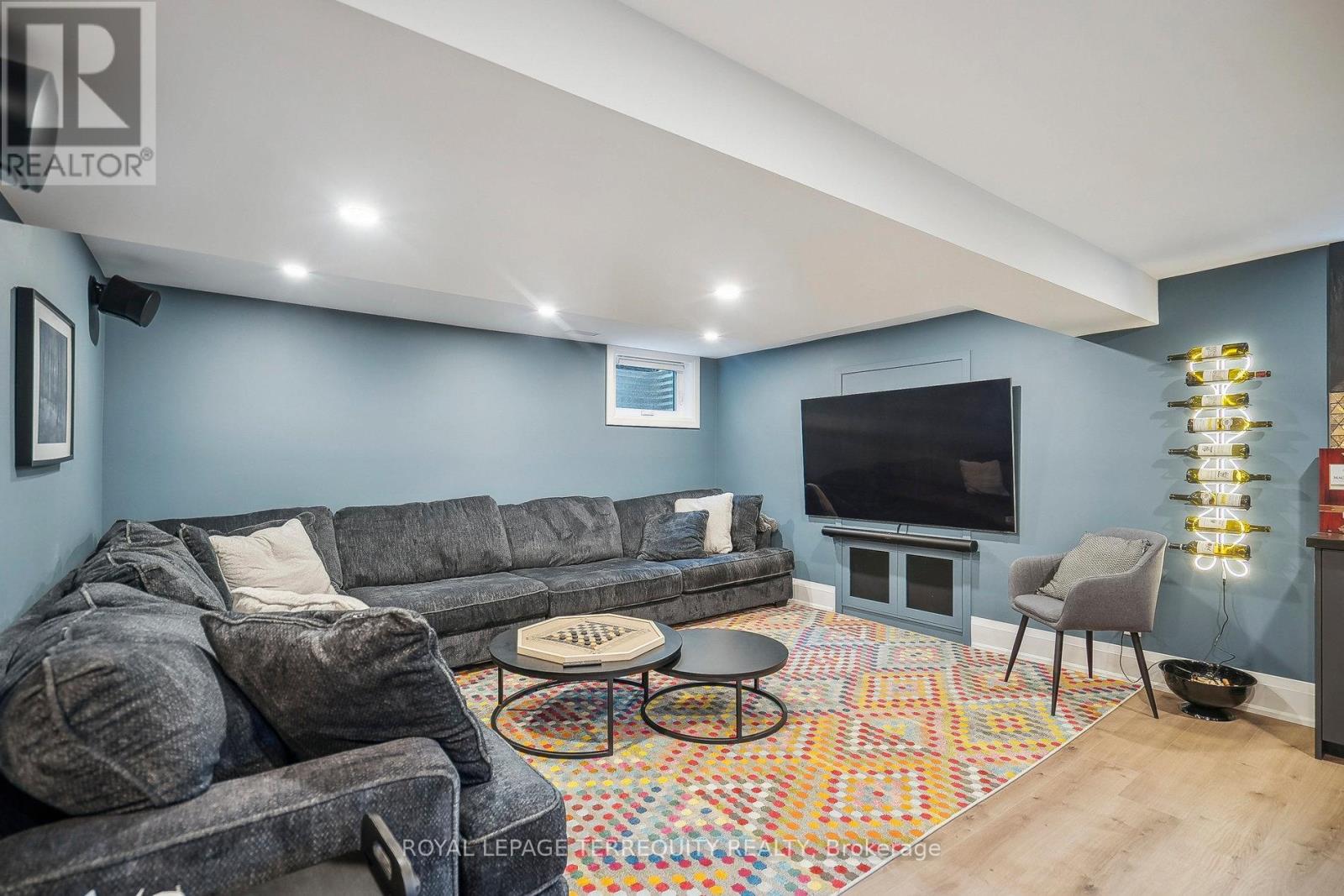 219 Valleyview Court, Oakville, Ontario  L6L 5H9 - Photo 30 - W12747962