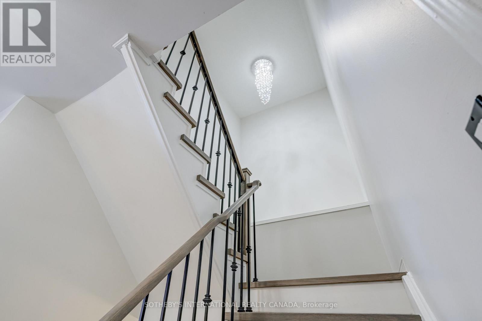 103 Giraffe Avenue, Brampton, Ontario  L6R 1Z2 - Photo 19 - W12747984