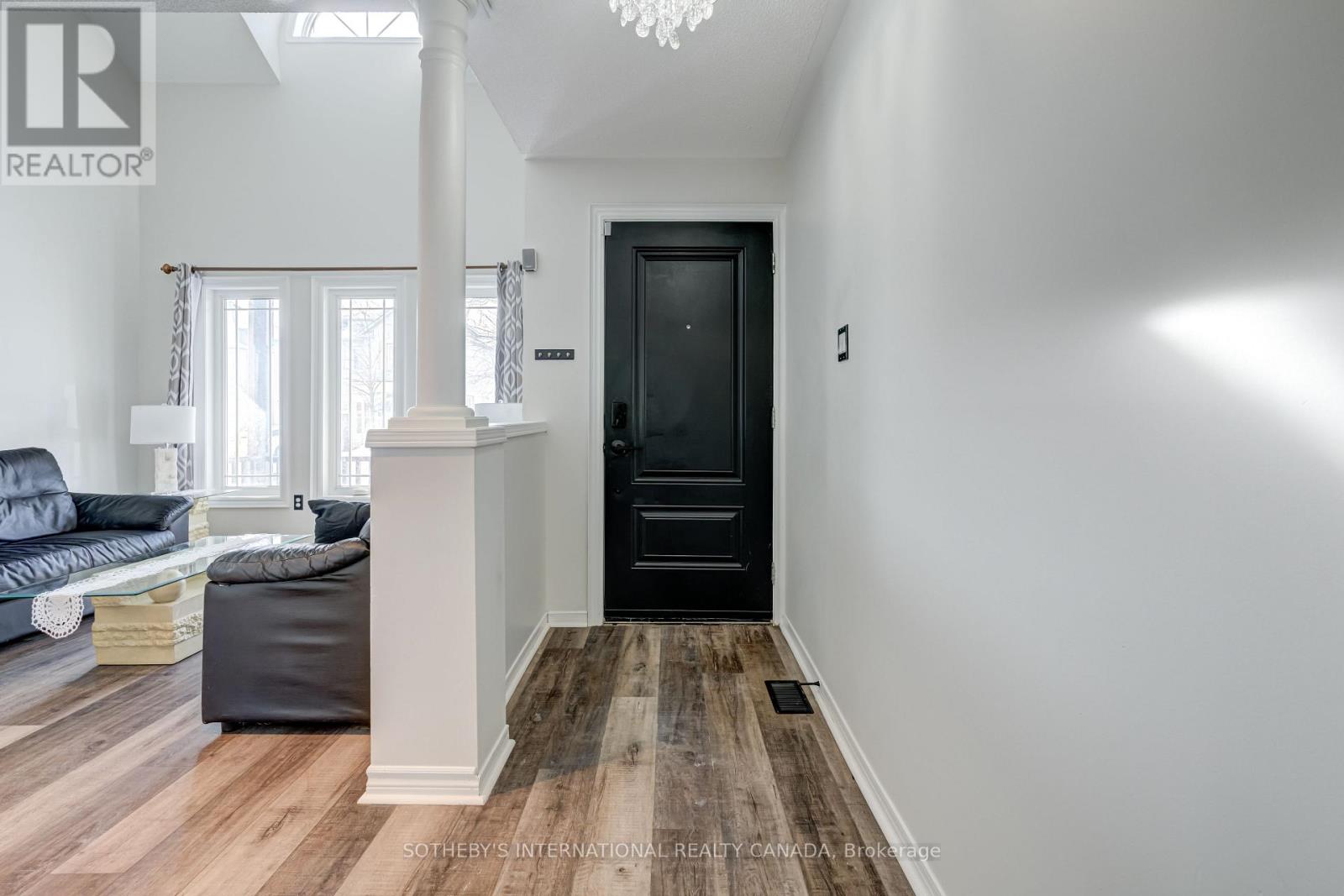 103 Giraffe Avenue, Brampton, Ontario  L6R 1Z2 - Photo 5 - W12747984