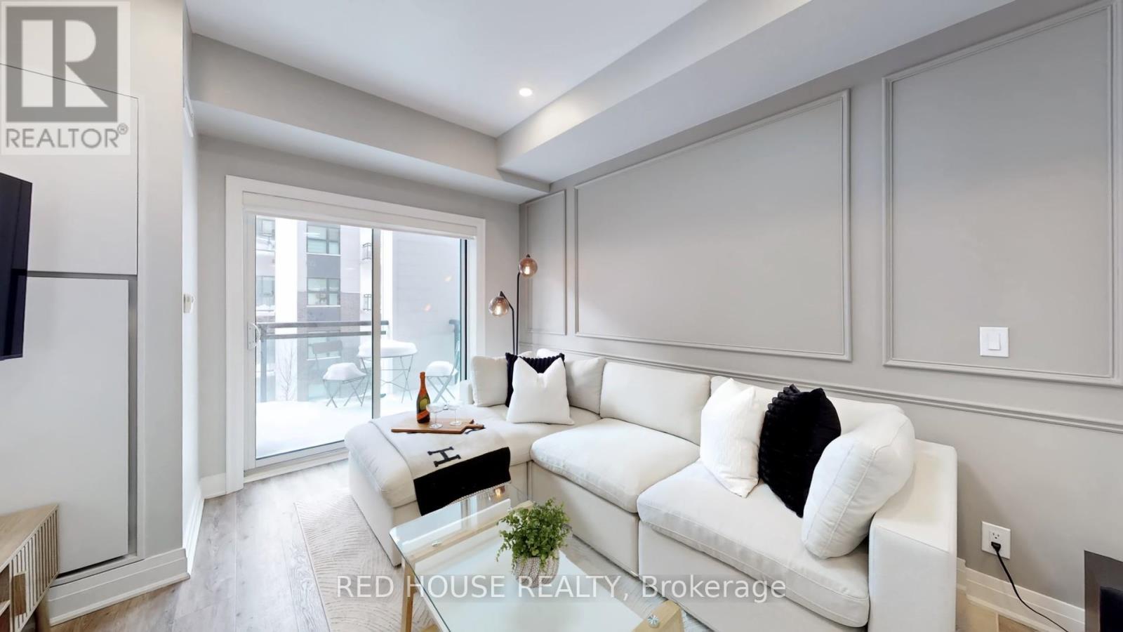 428 - 128 GROVEWOOD COMMON, Oakville, Ontario