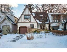 87 HUMBERVIEW ROAD, Toronto, Ontario