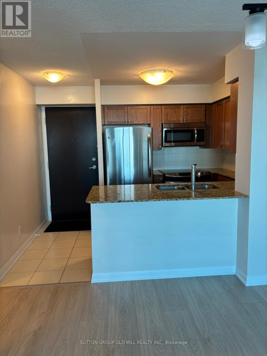 609 - 215 Sherway Gardens Road, Toronto, Ontario  M9C 0A4 - Photo 7 - W12748032