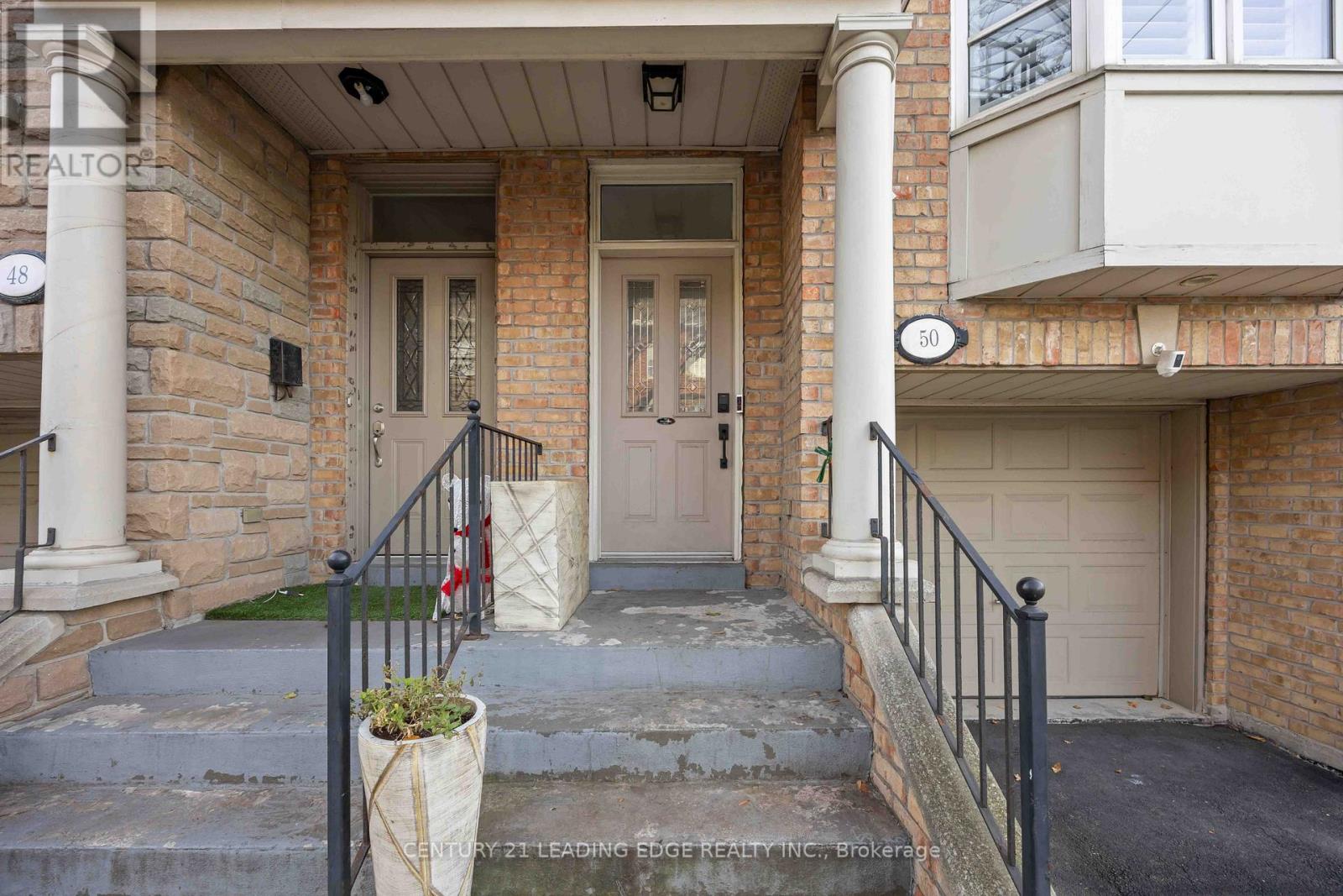 57 - 50 San Remo Terrace, Toronto, Ontario  M8Z 6C6 - Photo 2 - W12748102