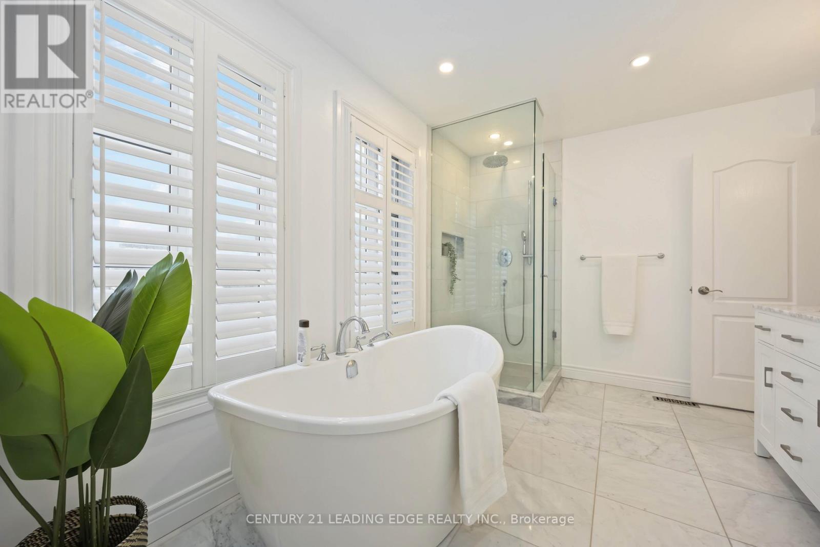 57 - 50 San Remo Terrace, Toronto, Ontario  M8Z 6C6 - Photo 31 - W12748102