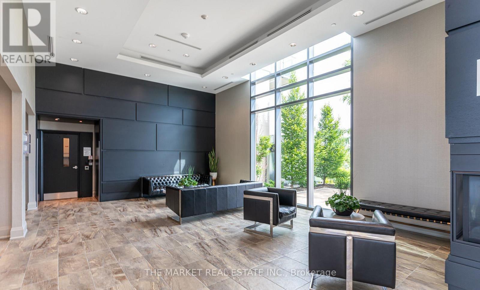 510 - 65 Yorkland Boulevard, Brampton, Ontario  L6P 4B4 - Photo 3 - W12748116