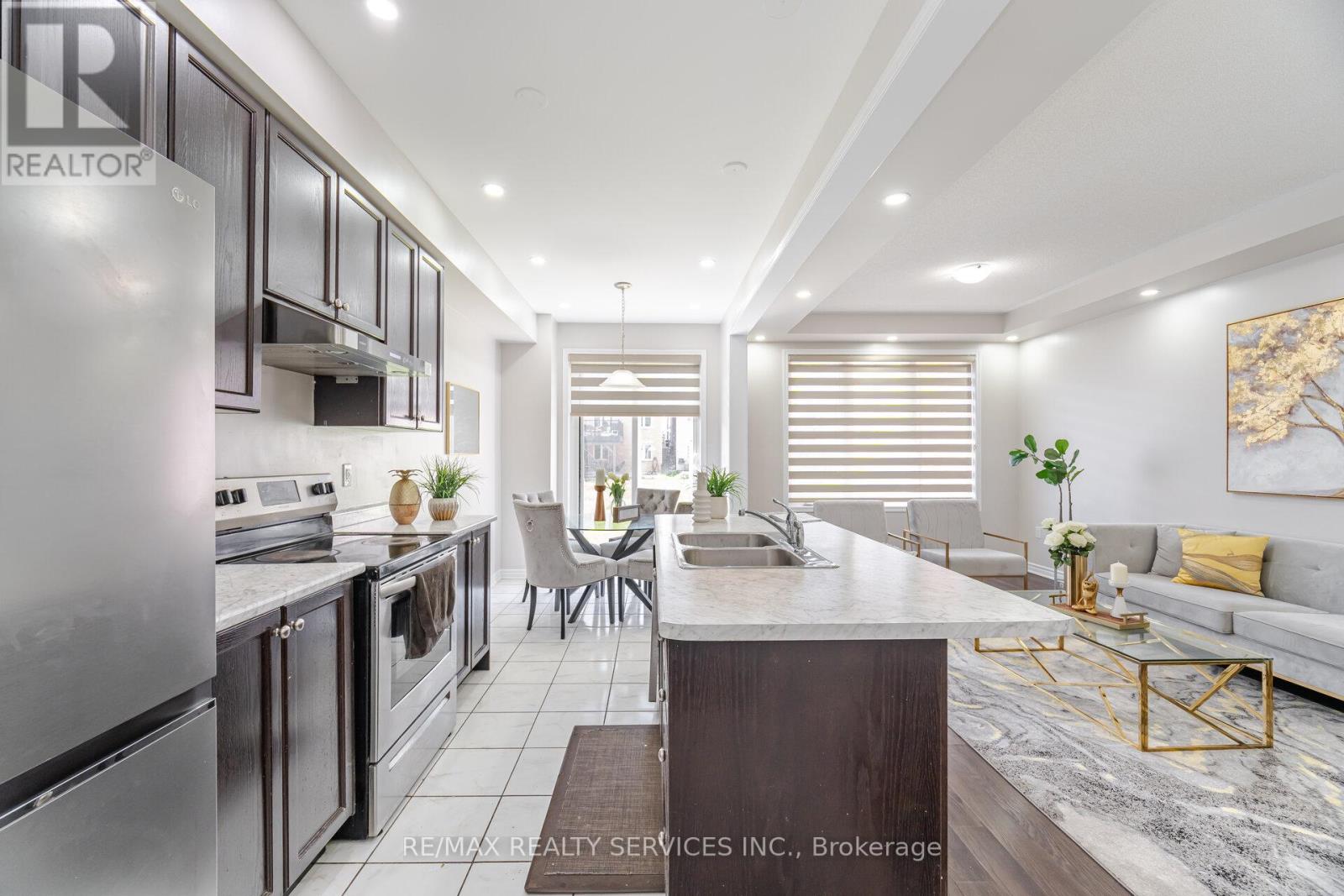 27 Phyllis Drive, Caledon, Ontario  L7C 4E3 - Photo 17 - W12748124