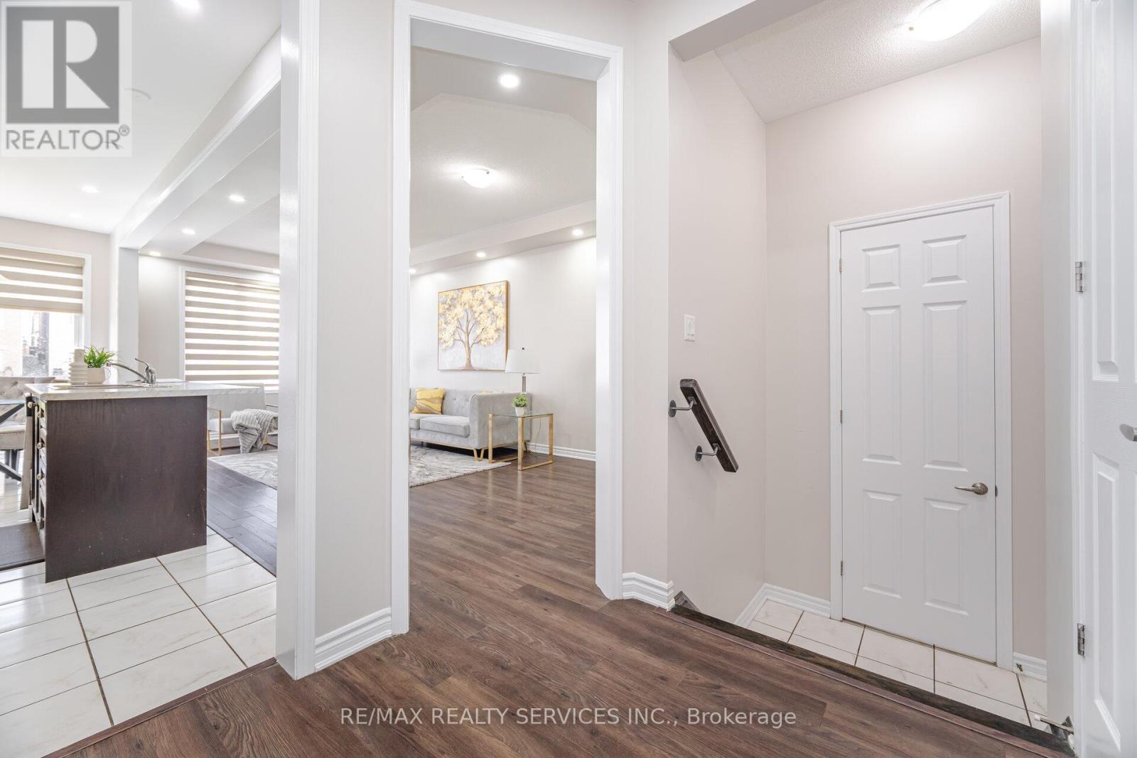 27 Phyllis Drive, Caledon, Ontario  L7C 4E3 - Photo 20 - W12748124