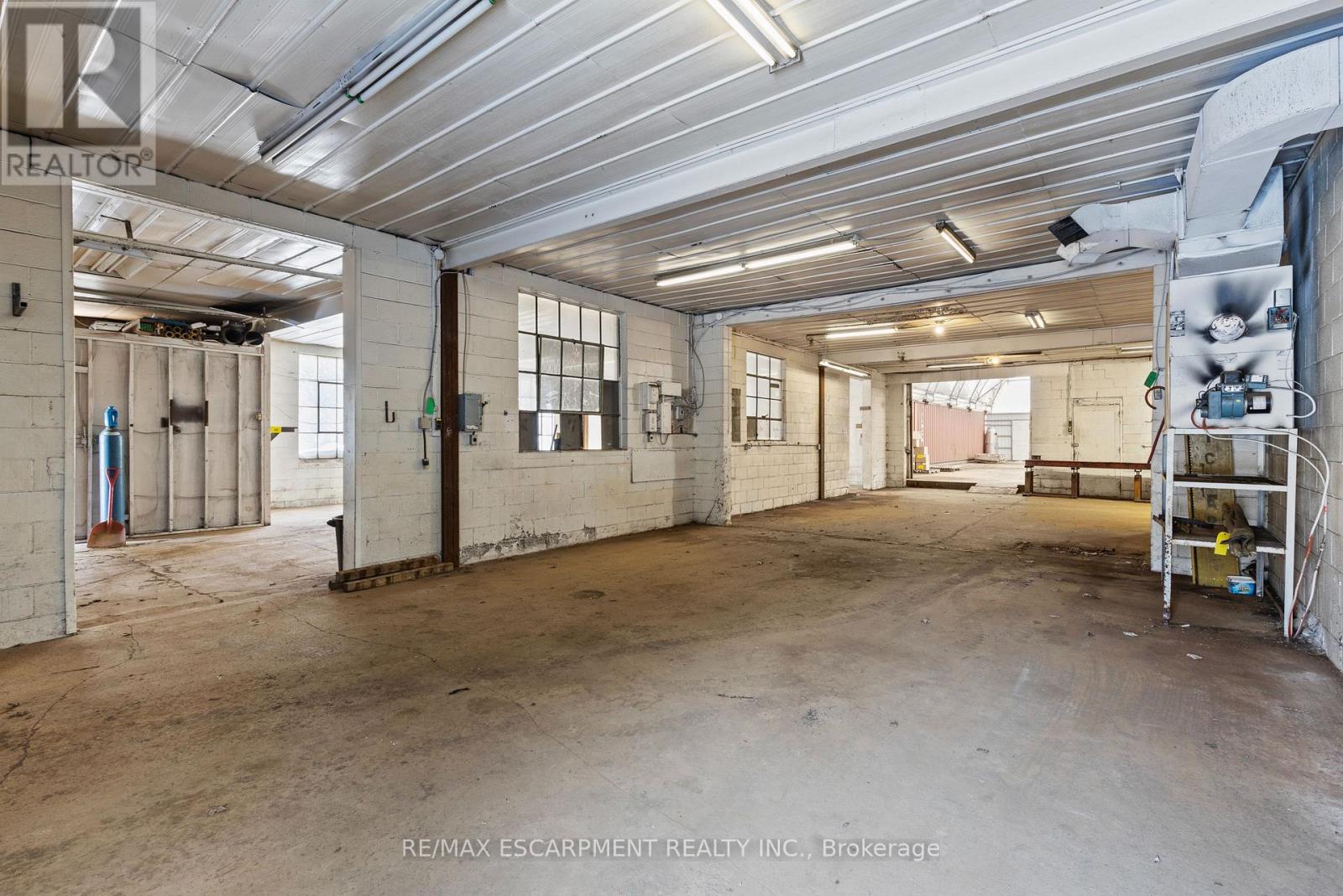 20 Carlisle Road, Hamilton, Ontario  L8B 1C9 - Photo 23 - X12747800