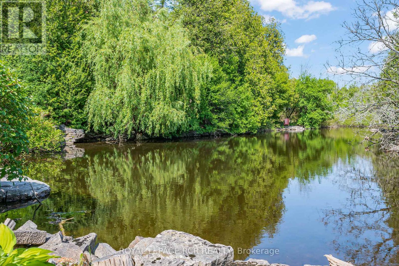 15 River Bluff Path, Guelph/eramosa, Ontario  N0B 2K0 - Photo 42 - X12747804