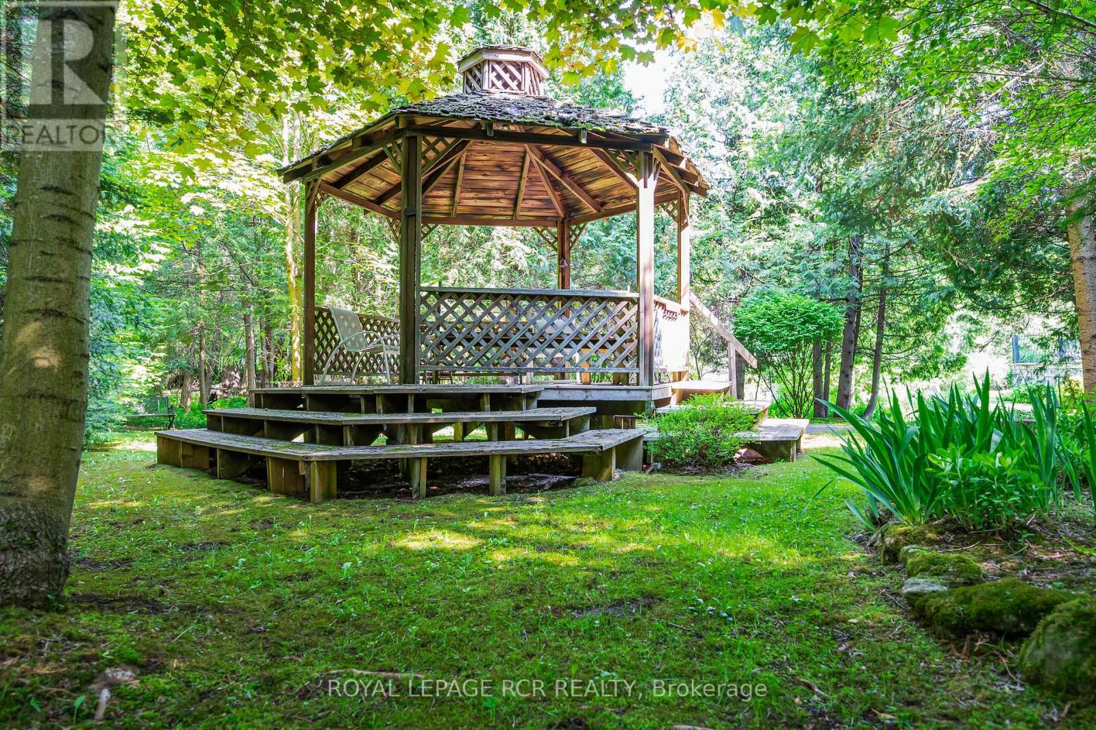 15 River Bluff Path, Guelph/eramosa, Ontario  N0B 2K0 - Photo 44 - X12747804