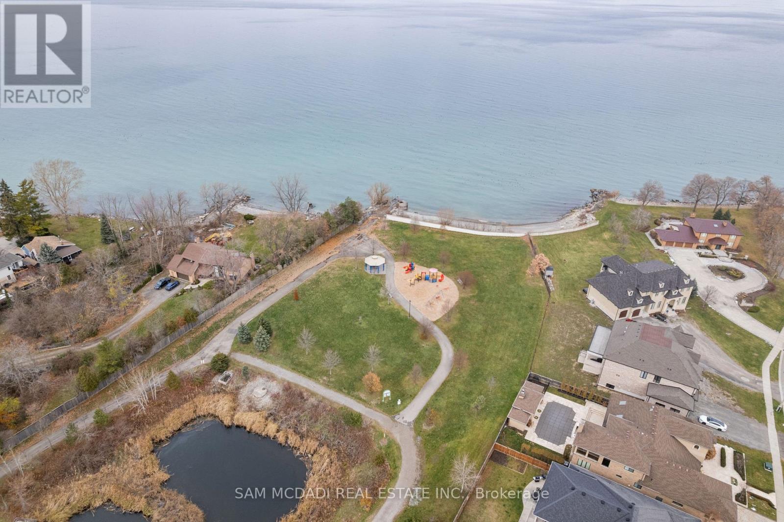 451 Montreal Circle, Hamilton (Winona Park), Ontario  L8E 0E2 - Photo 17 - X12747980