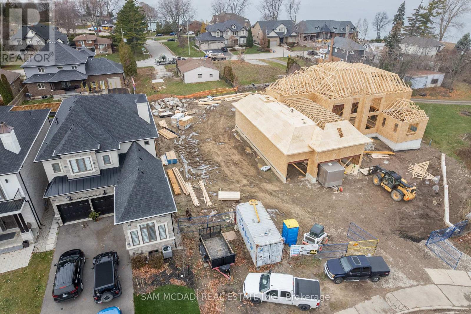 451 Montreal Circle, Hamilton (Winona Park), Ontario  L8E 0E2 - Photo 7 - X12747980