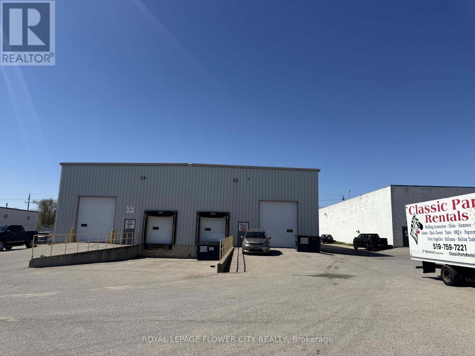 41 Morton Avenue E, Brantford, Ontario  N3R 7J5 - Photo 3 - X12747986