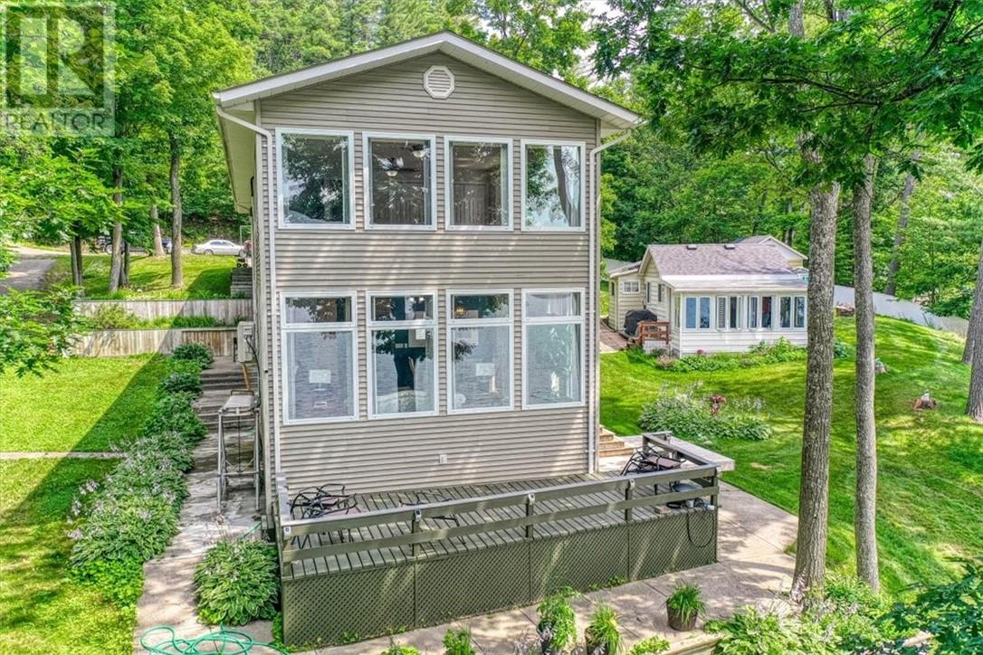 2033 Panache North Shore Road, Whitefish, Ontario  P0M 3E0 - Photo 3 - 2125977