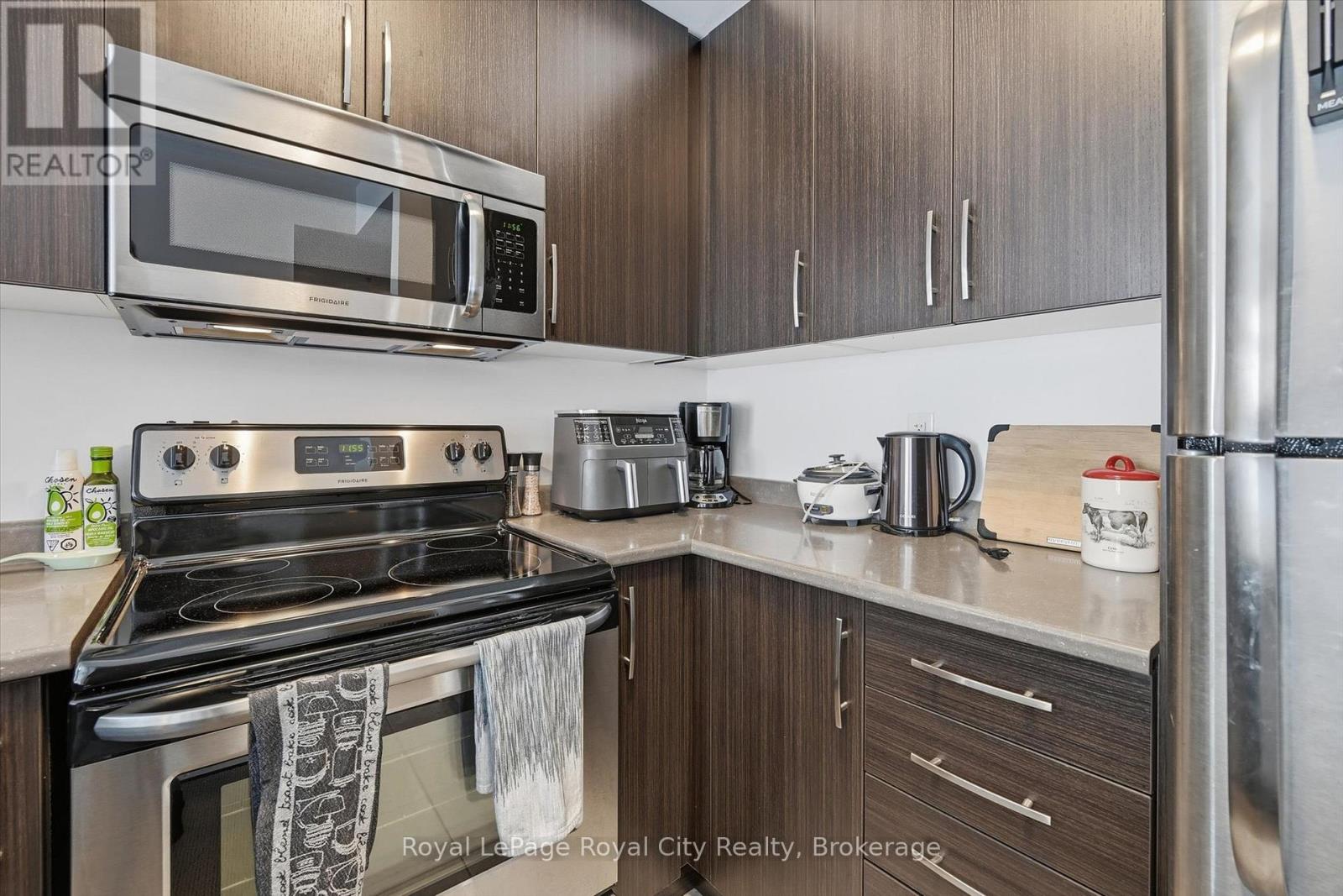 221 - 5317 Upper Middle Road, Burlington, Ontario  L7L 0G8 - Photo 7 - W12748210