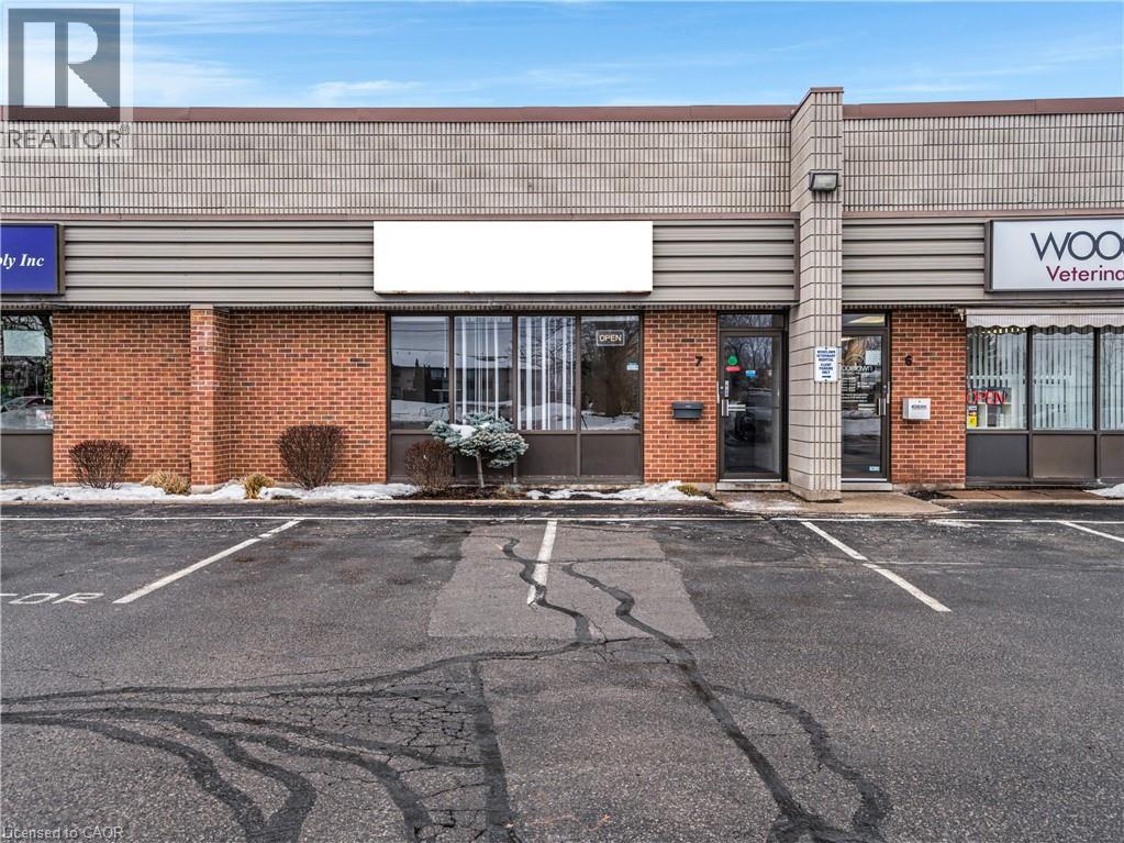 485 Silvercreek Parkway N Unit# 7, Guelph, Ontario  N1H 7K5 - Photo 1 - 40801874