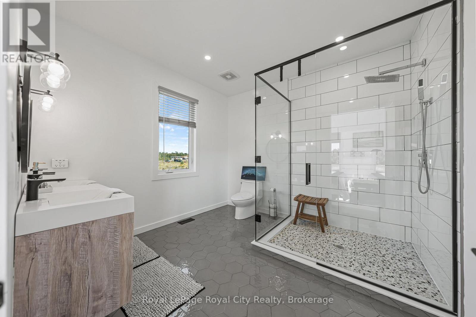 103 Ugovsek Crescent, Meaford, Ontario  N0H 1B0 - Photo 19 - X12748248