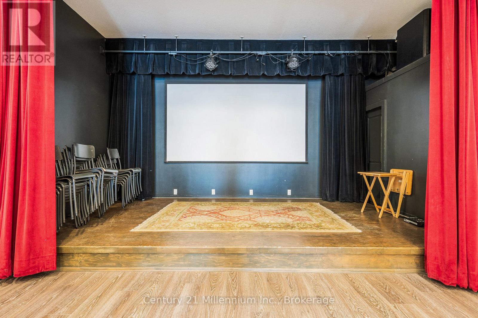 131-133 Garafraxa Street S, West Grey, Ontario  N0G 1R0 - Photo 15 - X12748312