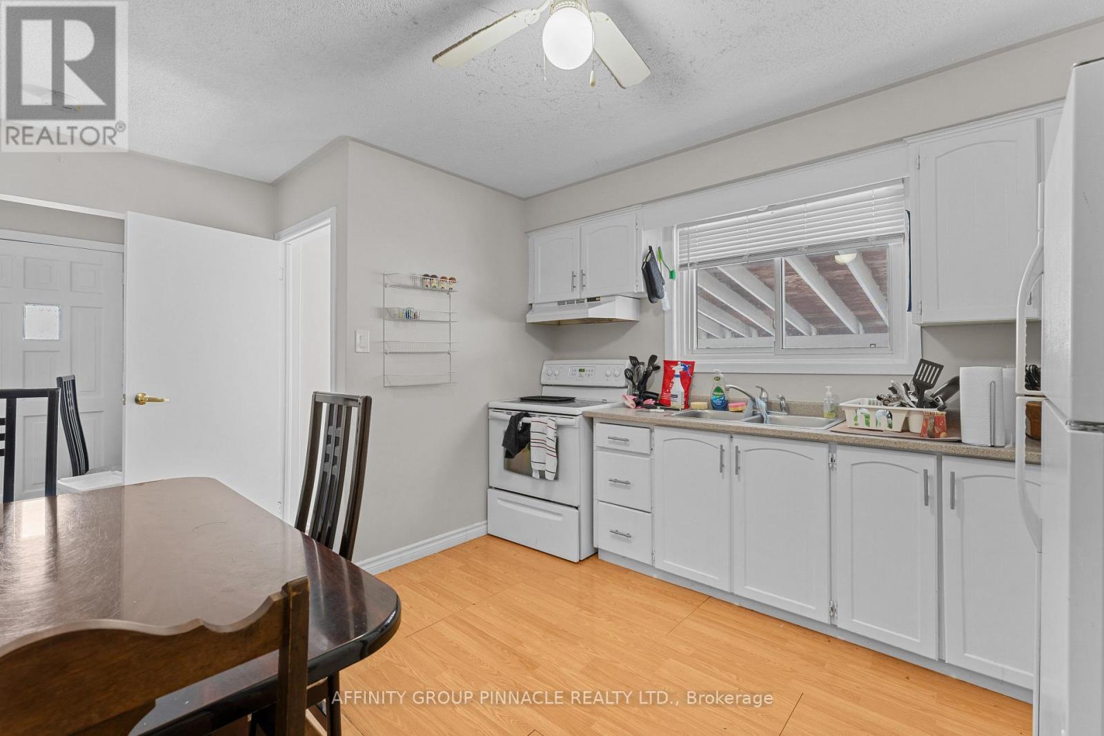 1096 Barnardo Avenue, Peterborough (Northcrest Ward 5), Ontario  K9H 5X2 - Photo 6 - X12748186