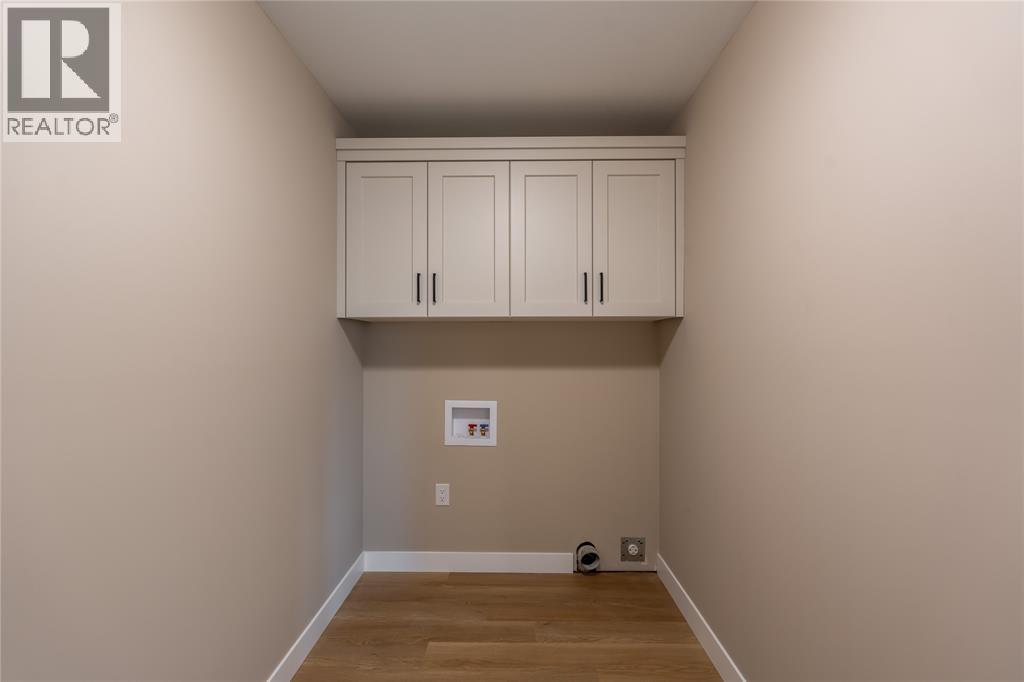 4005 Greenwood Drive, Petrolia, Ontario  N0N 1R0 - Photo 19 - 26001068