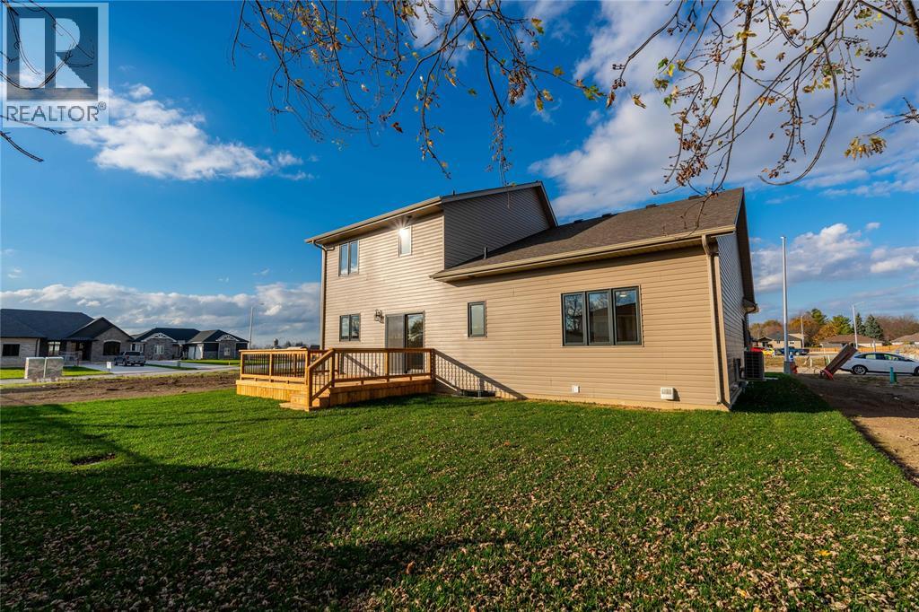 4005 Greenwood Drive, Petrolia, Ontario  N0N 1R0 - Photo 45 - 26001068