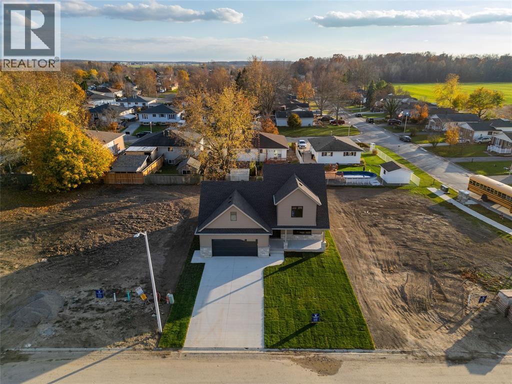 4005 Greenwood Drive, Petrolia, Ontario  N0N 1R0 - Photo 46 - 26001068