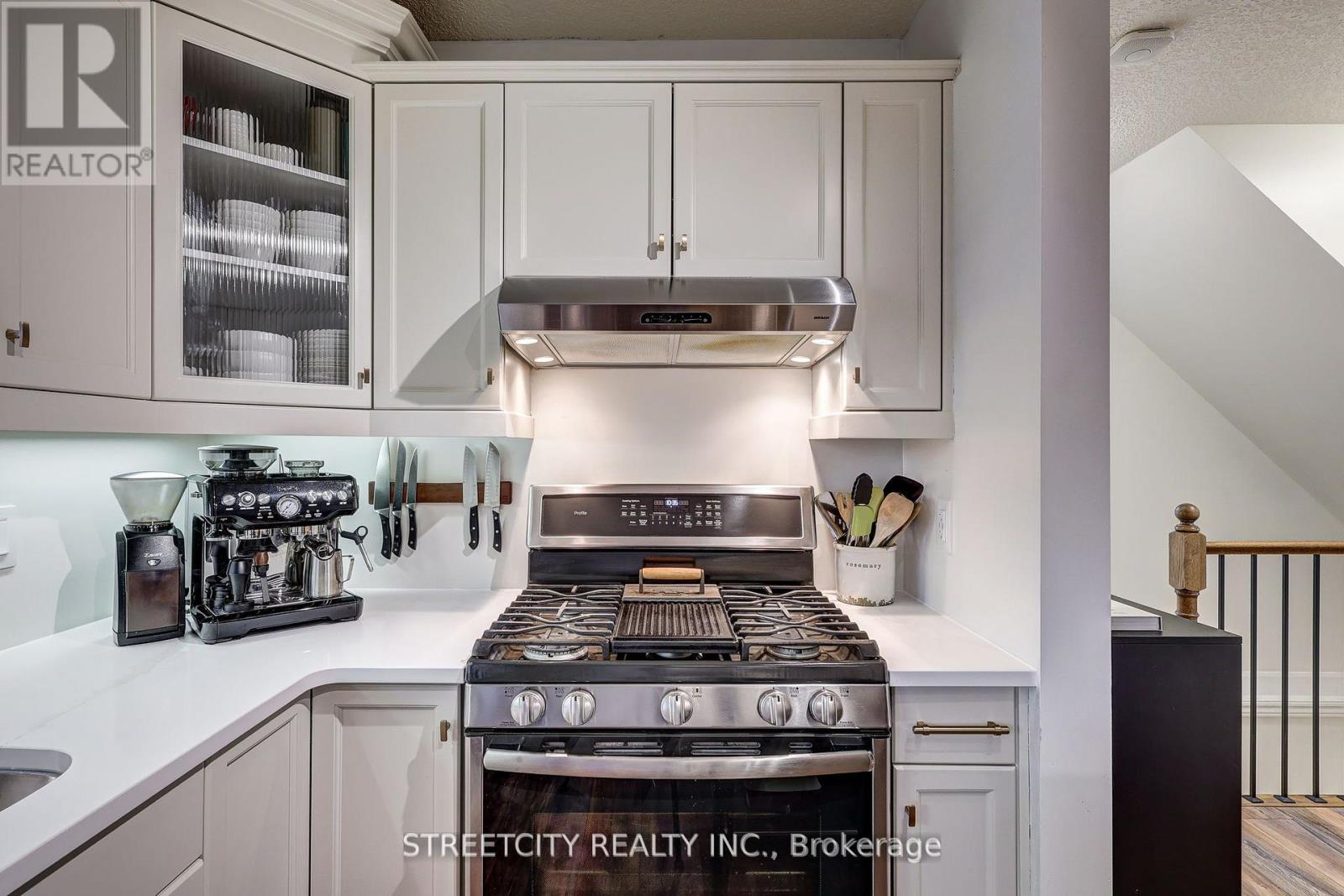 105 Penhale Avenue, St. Thomas, Ontario  N5R 6M3 - Photo 19 - X12748228