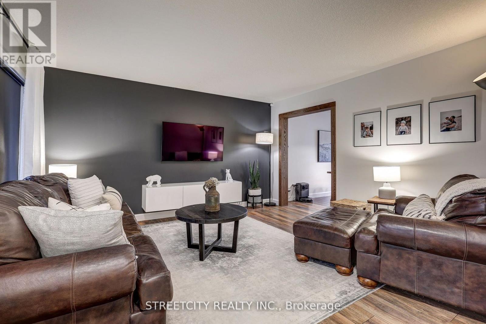 105 Penhale Avenue, St. Thomas, Ontario  N5R 6M3 - Photo 4 - X12748228