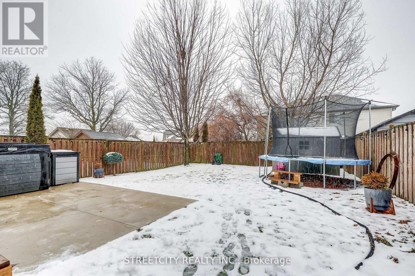 105 Penhale Avenue, St. Thomas, Ontario  N5R 6M3 - Photo 41 - X12748228