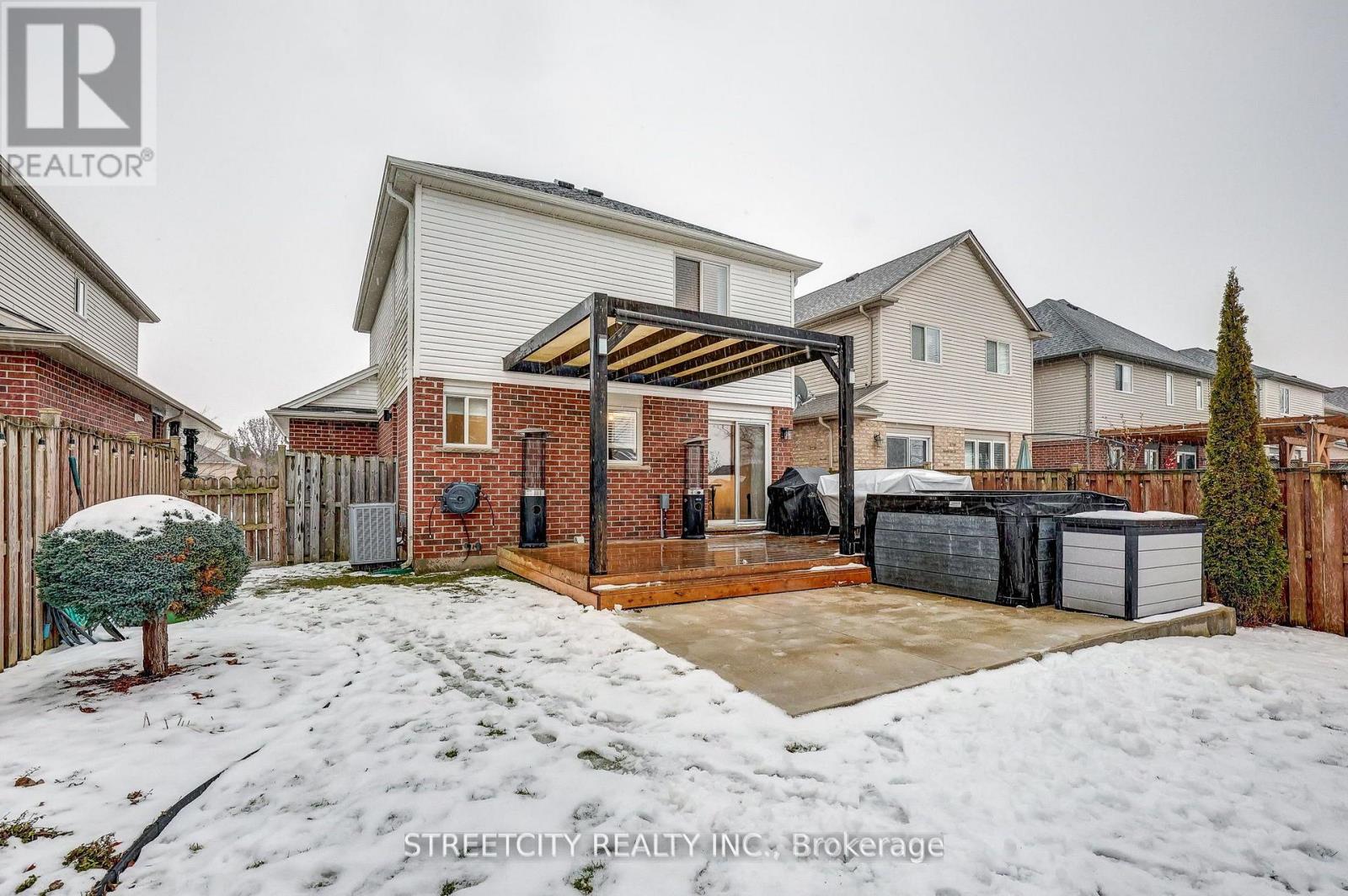 105 Penhale Avenue, St. Thomas, Ontario  N5R 6M3 - Photo 46 - X12748228