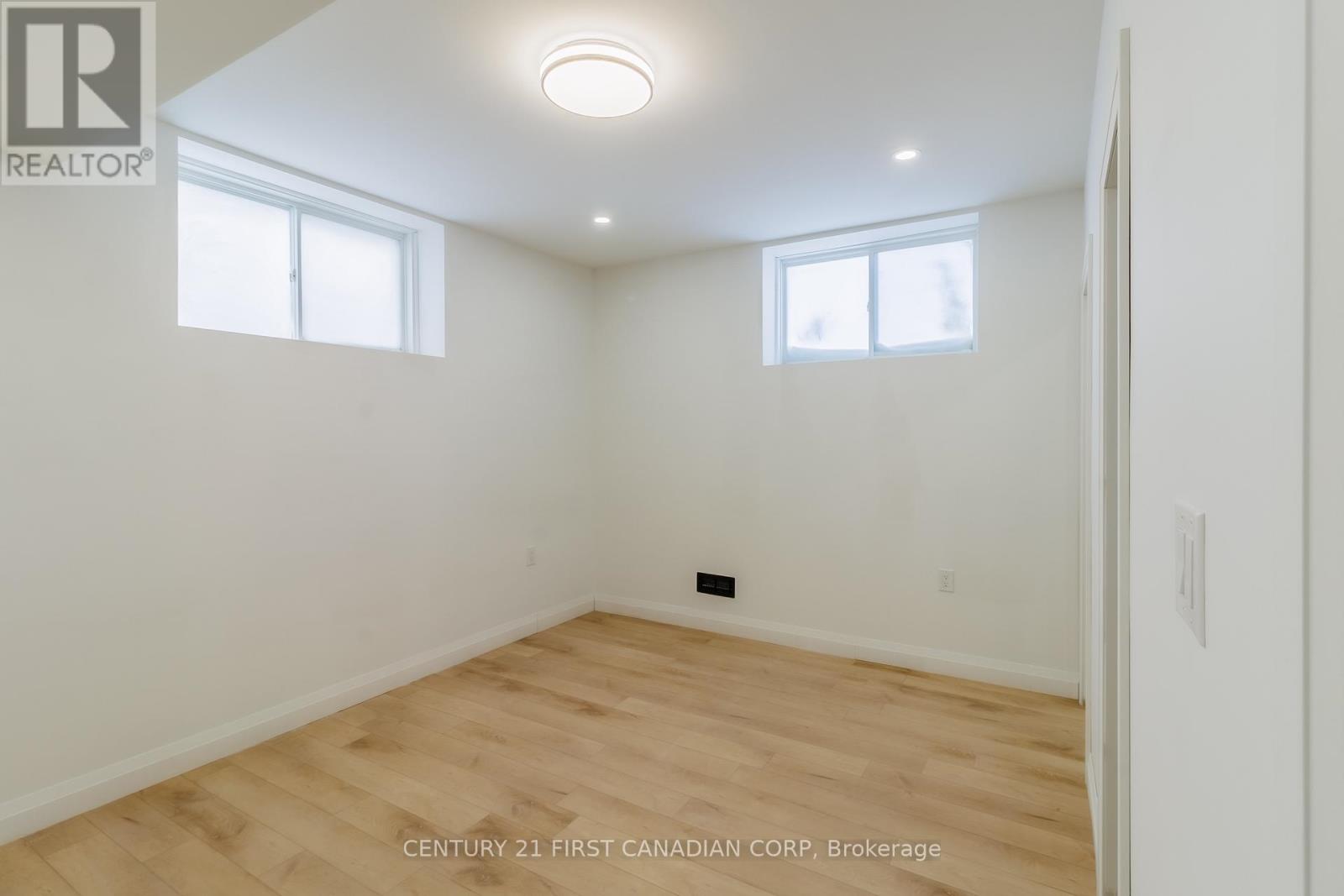 828 Kleinburg Drive, London North, Ontario  N5X 3Z1 - Photo 44 - X12748252