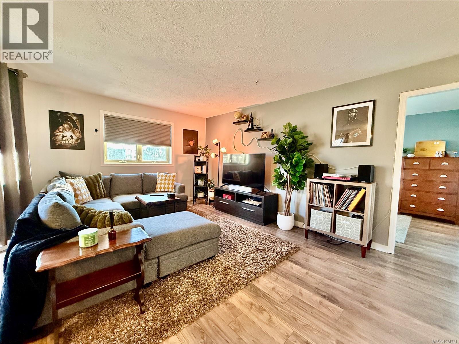 302 1694 Cedar Hill Cross Rd, Saanich, British Columbia  V8P 2P7 - Photo 8 - 1024821