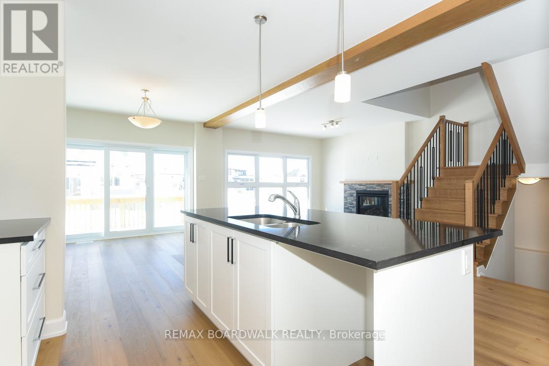 444 Aurora Street, Russell, Ontario  K4R 0L3 - Photo 8 - X12748180