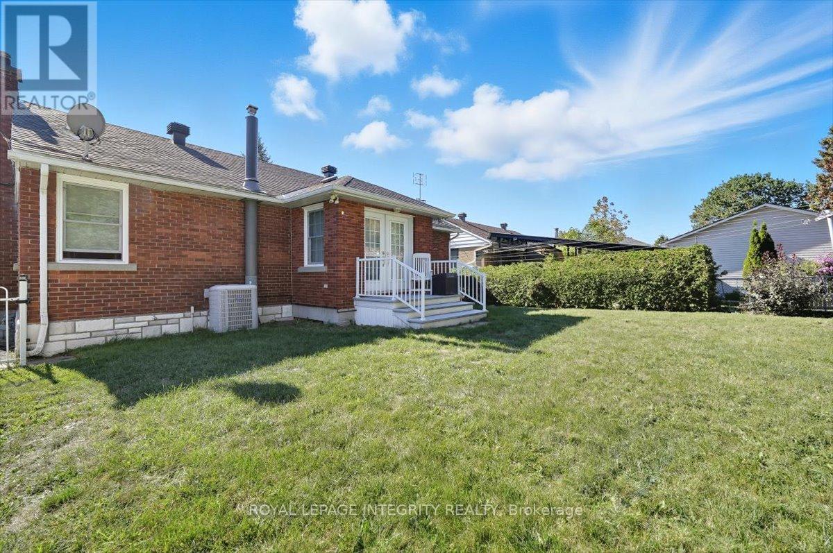 39 Appleford Street, Ottawa, Ontario  K1J 6T7 - Photo 32 - X12748230