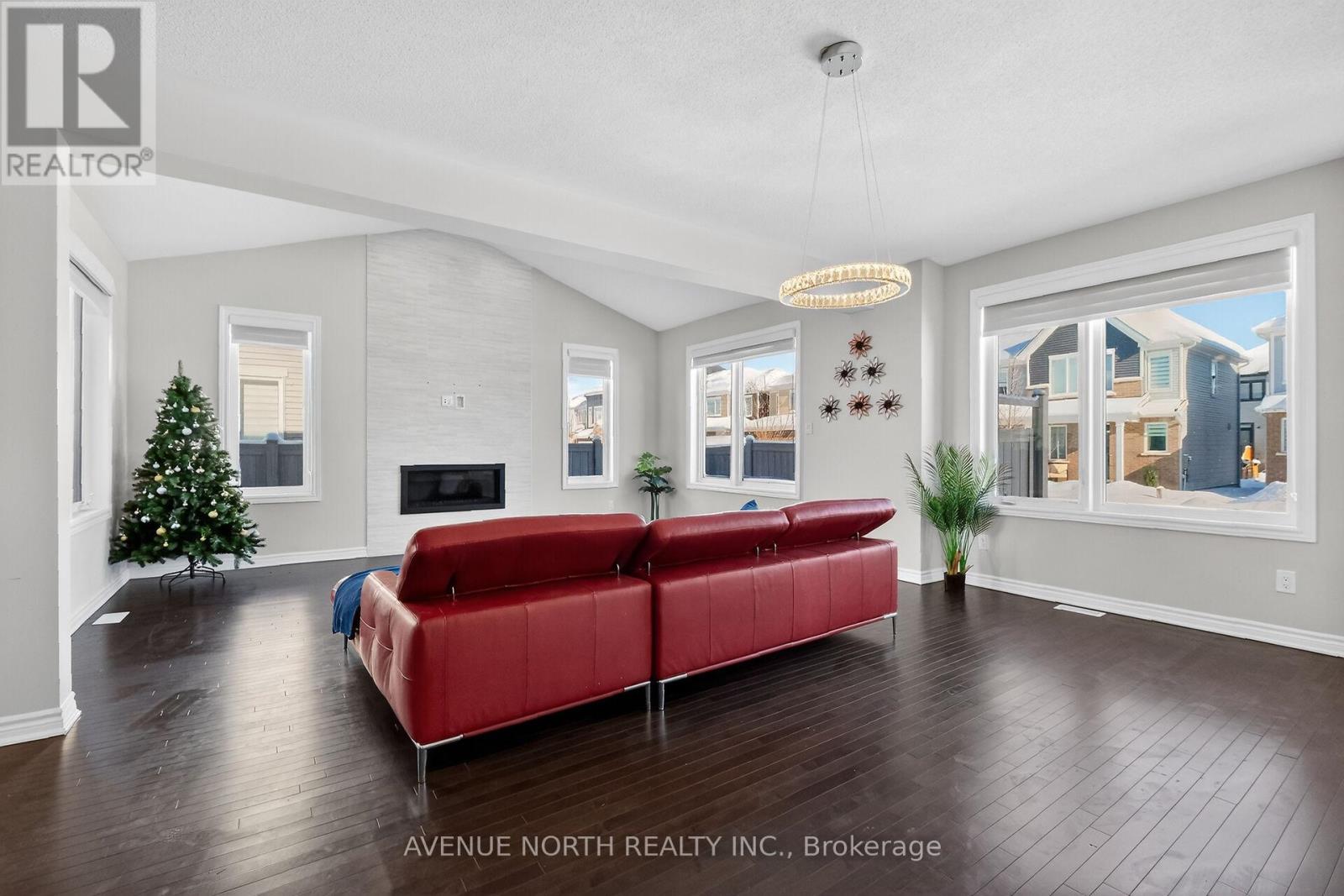 715 Vennecy Terrace, Ottawa, Ontario  K1W 0N3 - Photo 21 - X12748290